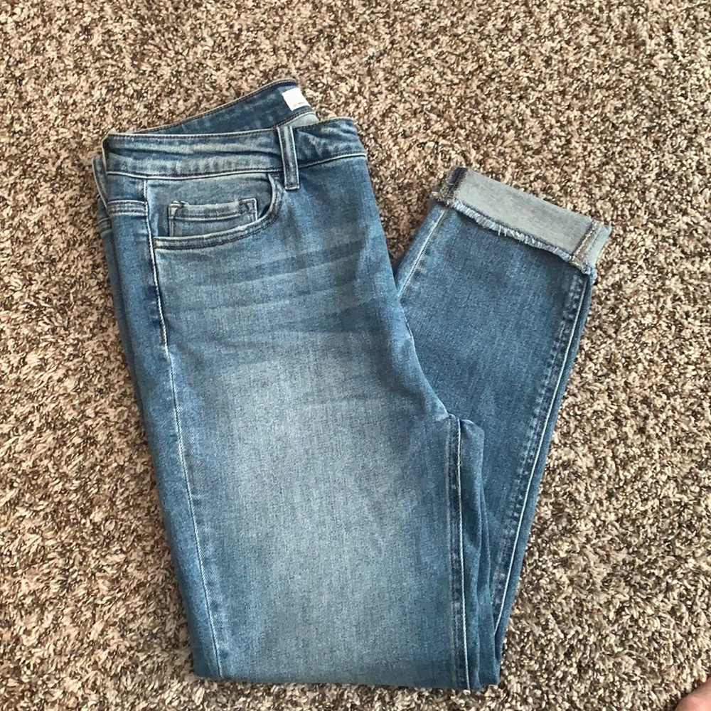 Vervet cut off Mom jeans